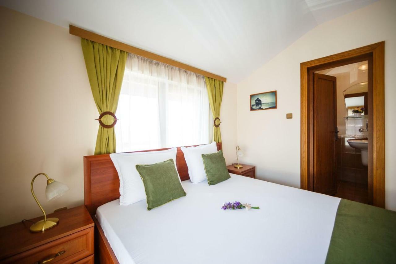 Hotel Albatros Old Town Sozopol Buitenkant foto