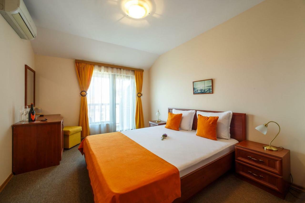 Hotel Albatros Old Town Sozopol Buitenkant foto